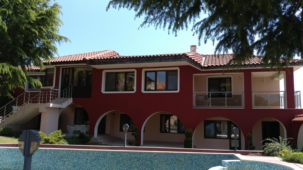 The Red House Hotel Kosharitsa ภายนอก รูปภาพ